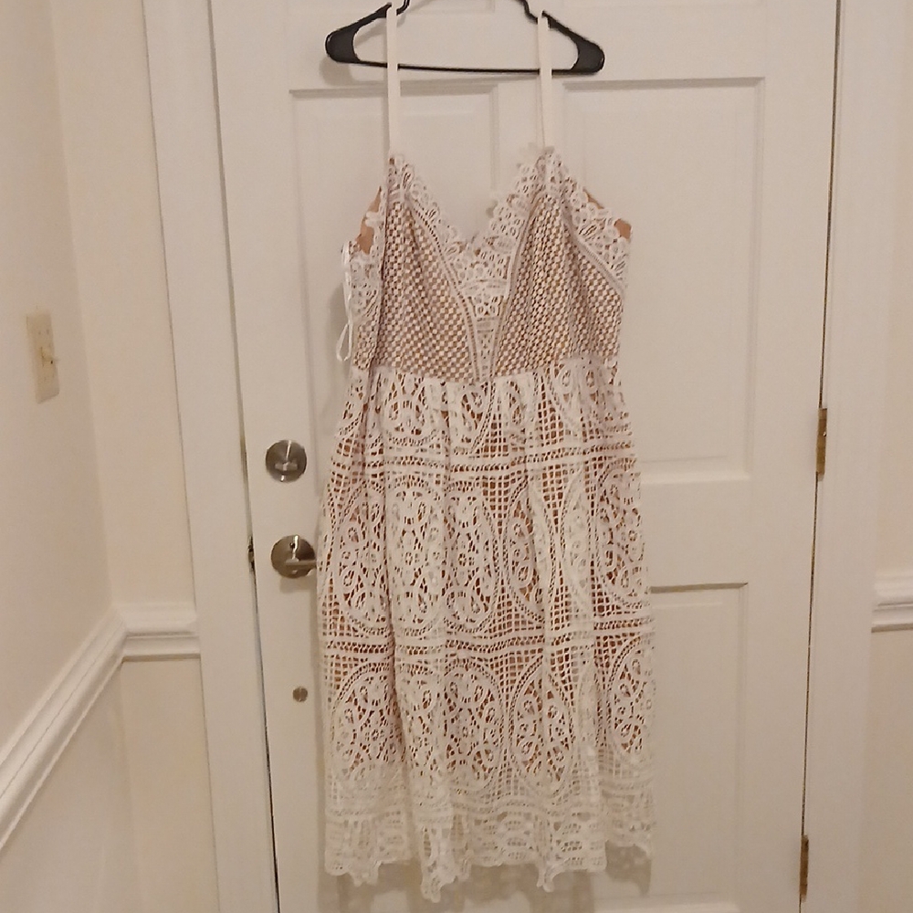 City Chic White Lace Strapless Dress